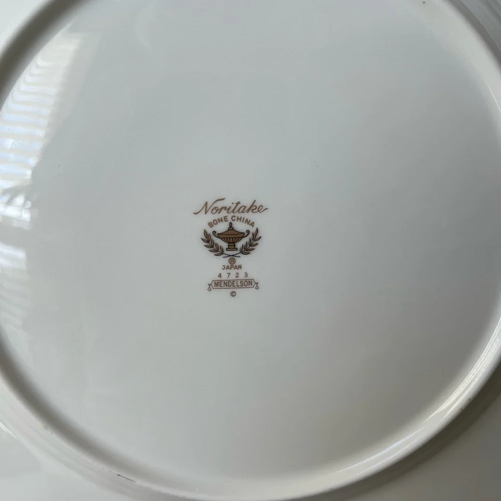 Noritake Mendelson plates